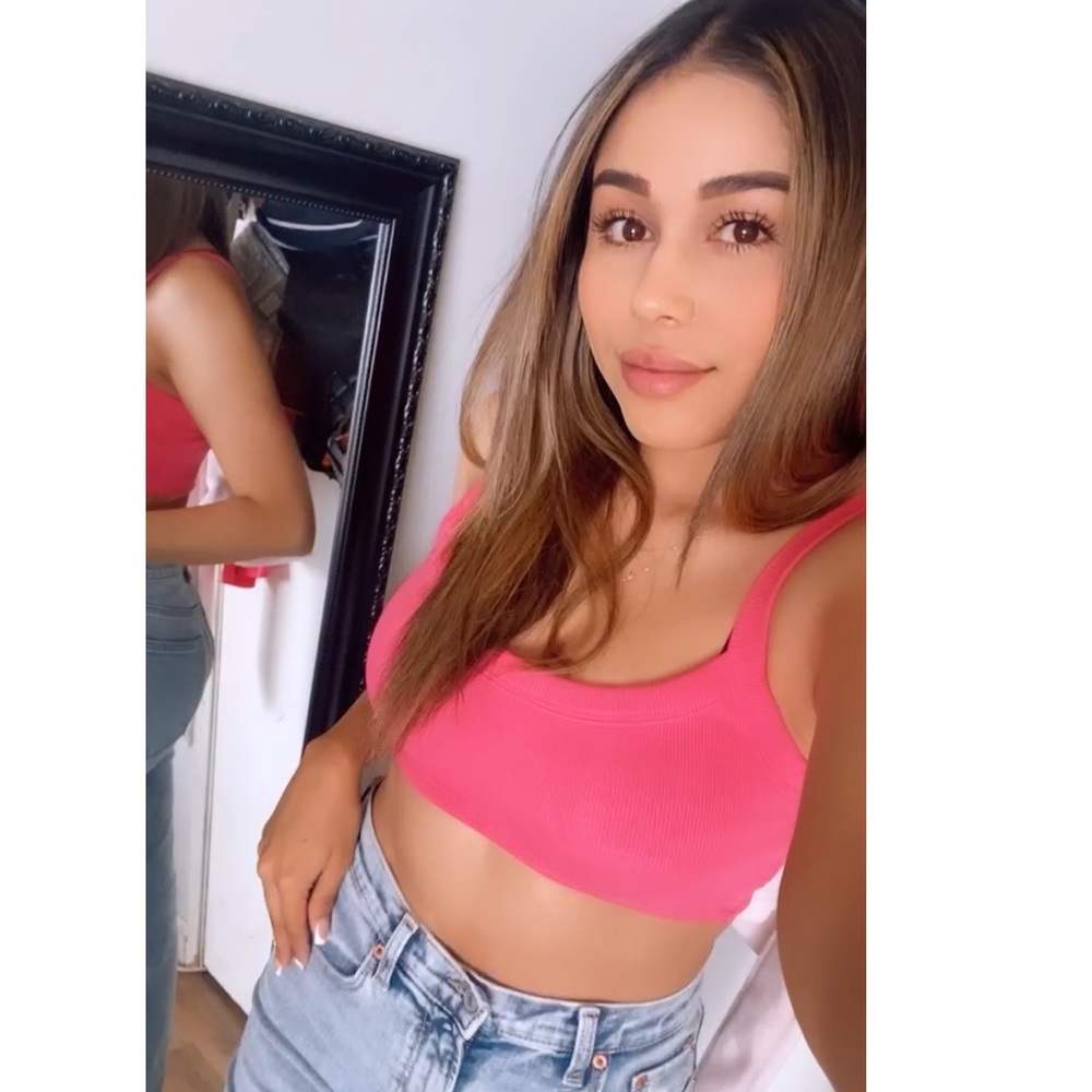 Meet your Posher, Keila ♡